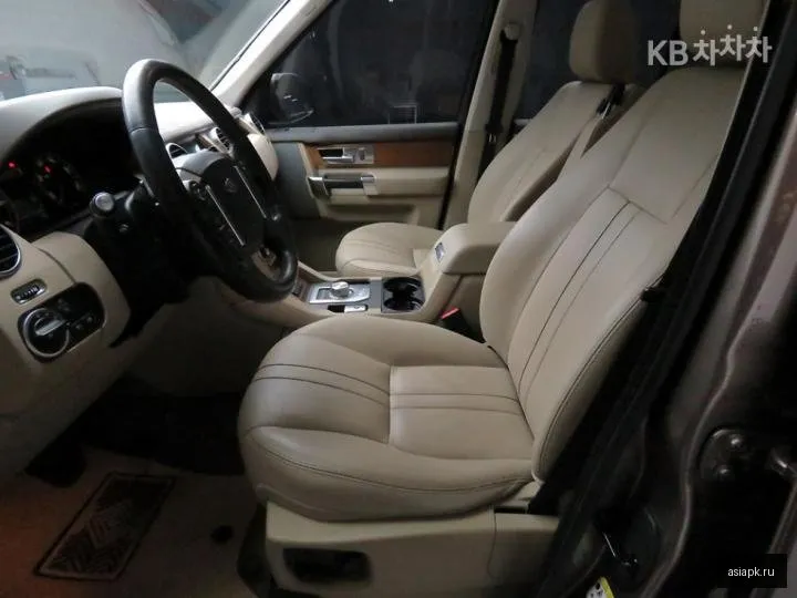 Land Rover Discovery 5