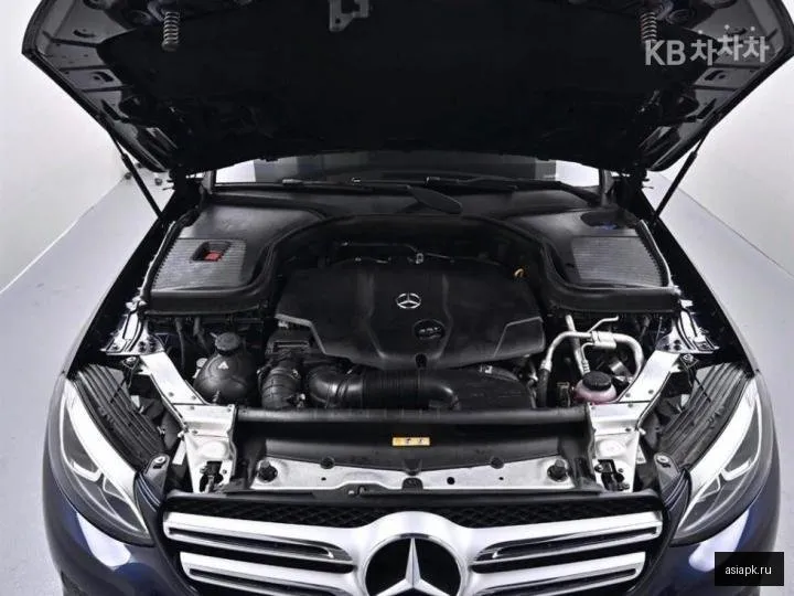 Mercedes-Benz GLC-Class 5