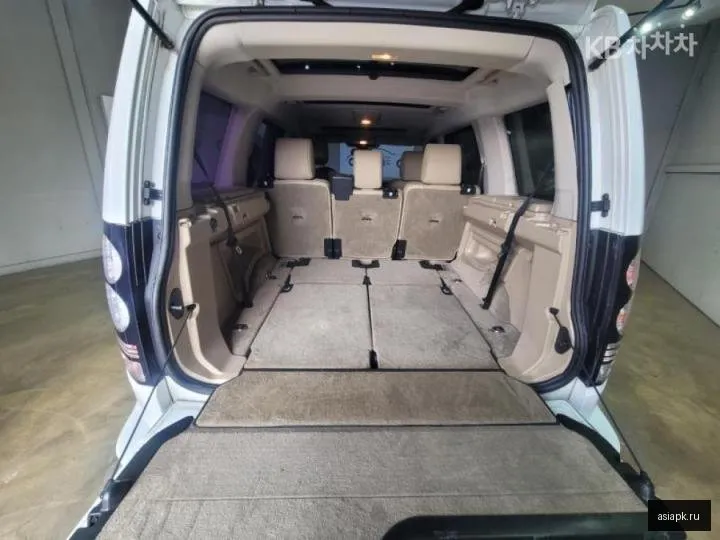 Land Rover Discovery 5
