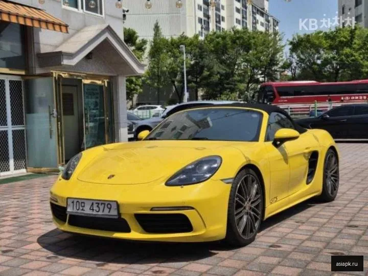 Porsche Boxster 2