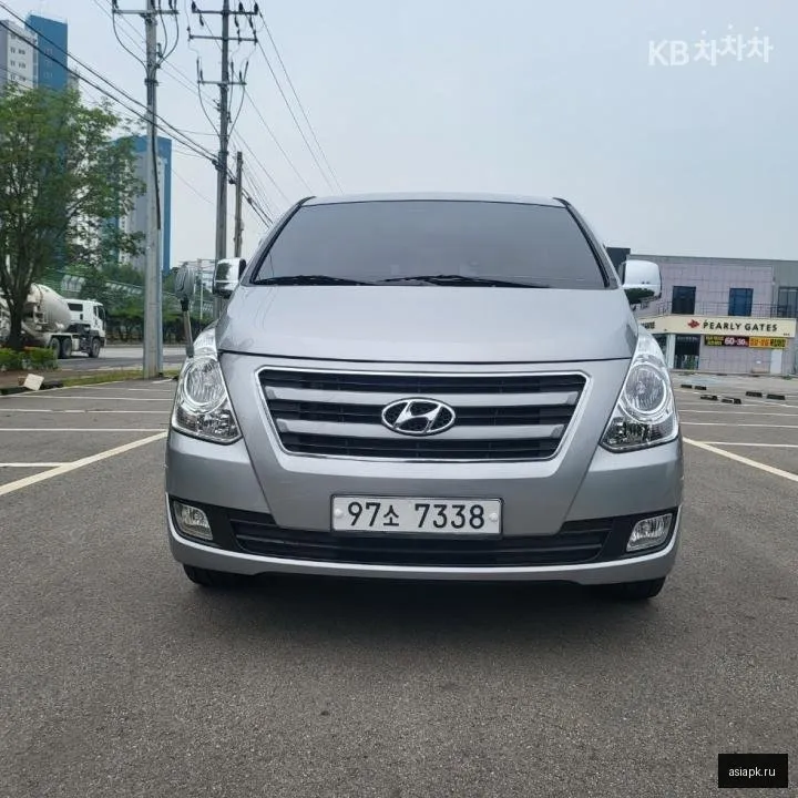 Hyundai Starex