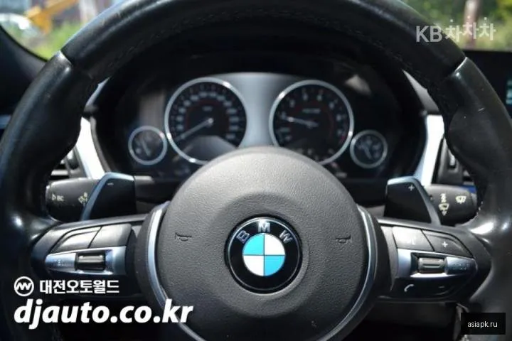 BMW 3-Series 6