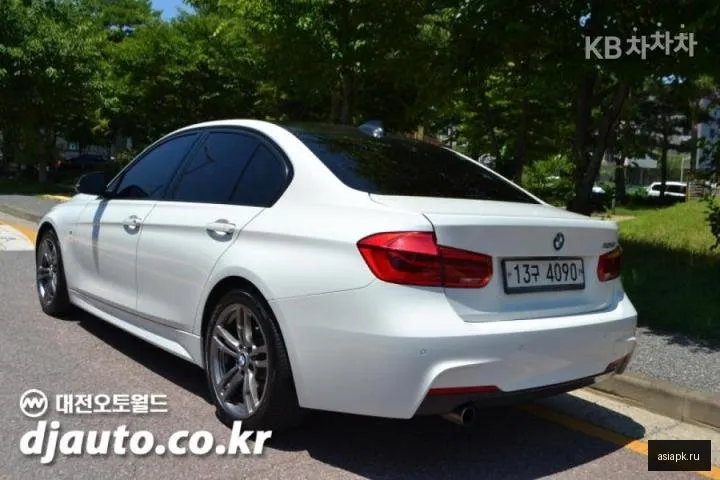 BMW 3-Series 4