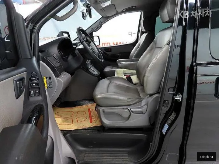 Hyundai Starex 6