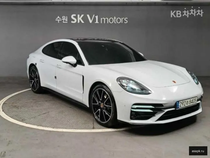 Porsche Panamera 5