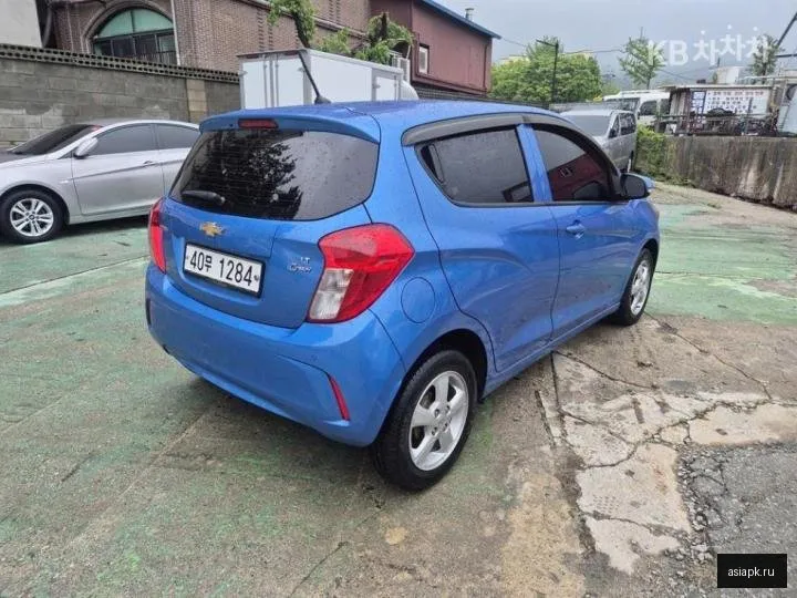 Chevrolet Spark 5