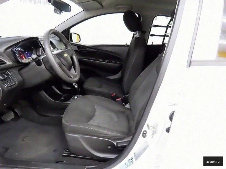 Chevrolet Spark 5