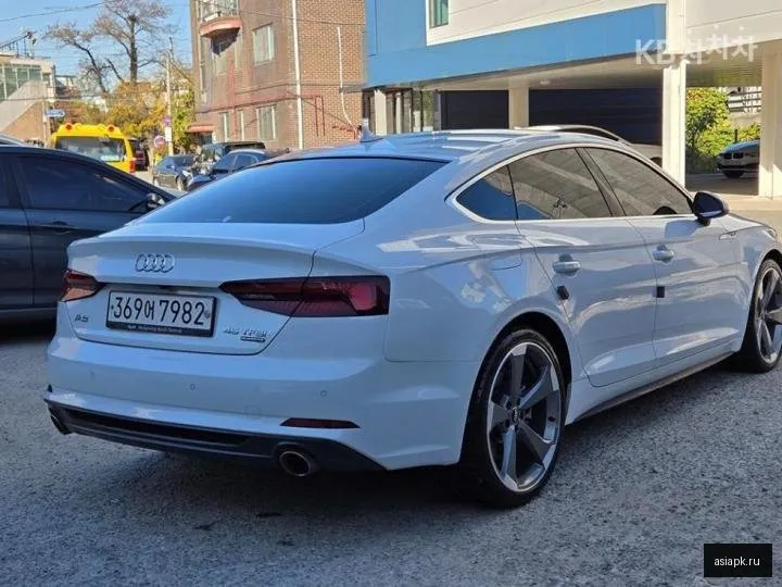 Audi A5 3