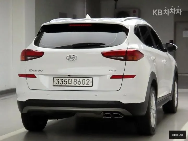 Hyundai Tucson 4