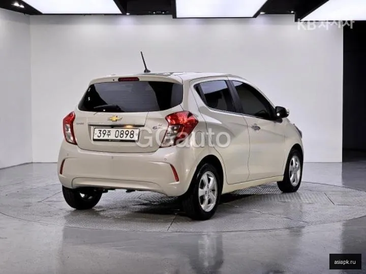 Chevrolet Spark 4