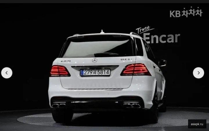 Mercedes-Benz GLE-Class 4