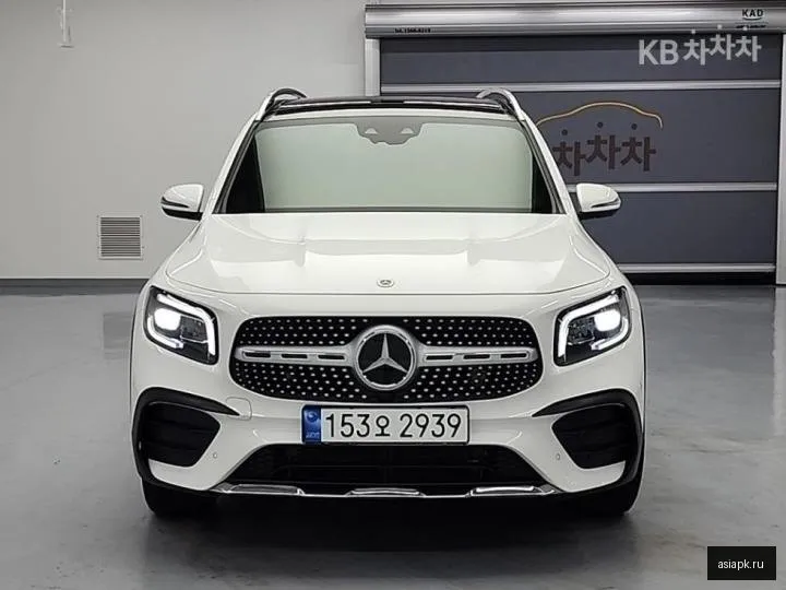 Mercedes-Benz GLB-Class 2