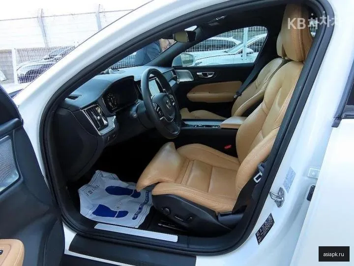 Volvo V60 5