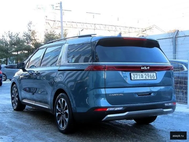 Kia Carnival 3