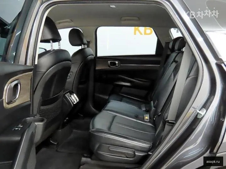 Kia Sorento 6