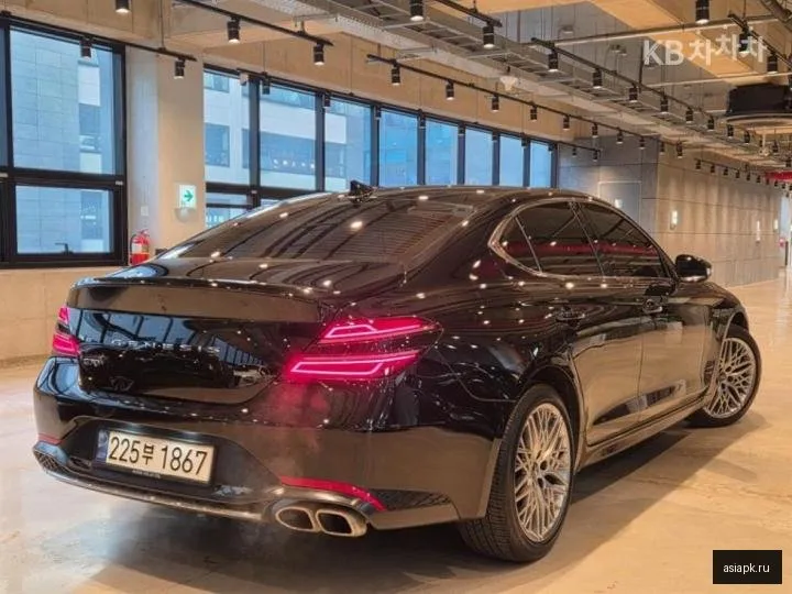 Genesis G70 4
