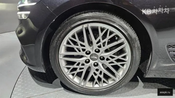 Genesis G70 5