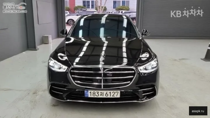 Mercedes-Benz S-Class 3