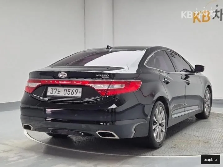 Hyundai Grandeur 3