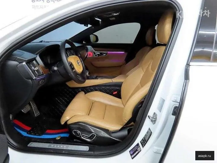 Volvo S90 5