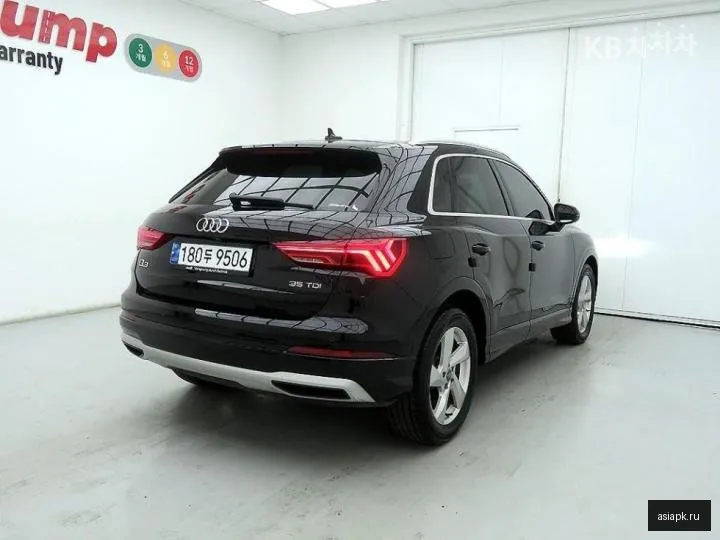 Audi Q3 4