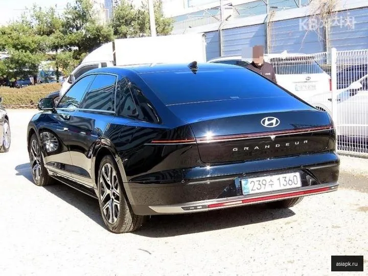 Hyundai Grandeur 3