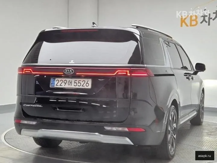 Kia Carnival 3