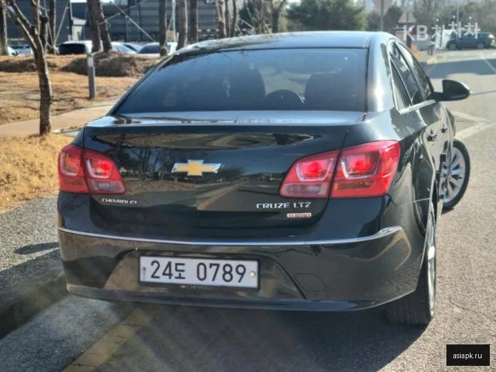 Chevrolet Cruze 4