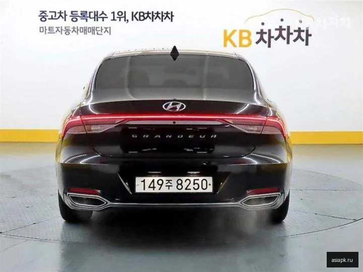 Hyundai Grandeur 3