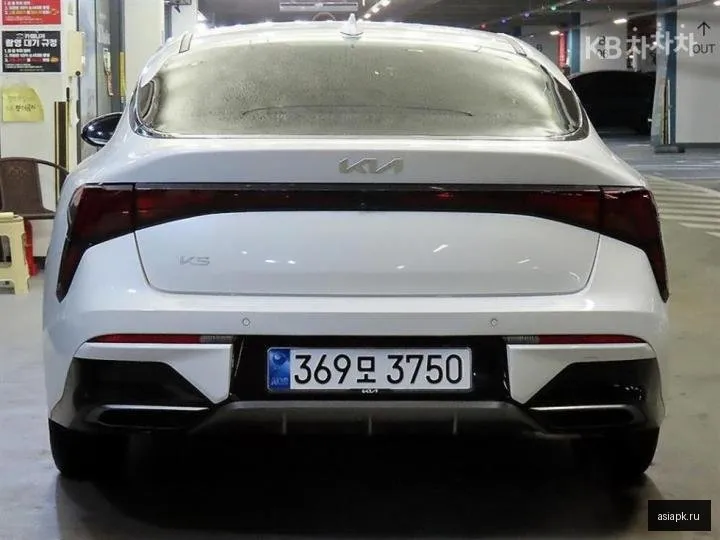 Kia K5 5