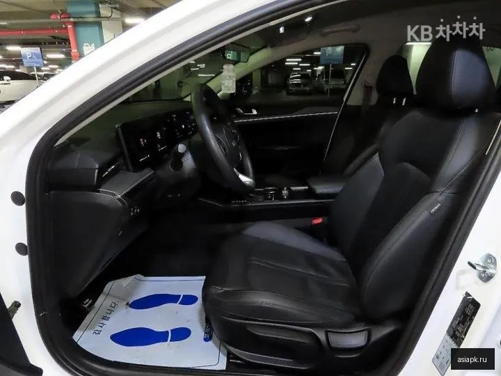 Kia K5 6