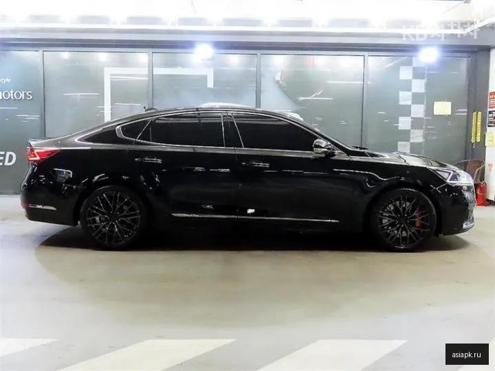 Kia K7 3