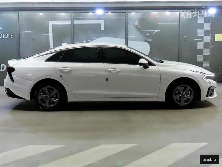 Kia K5 3
