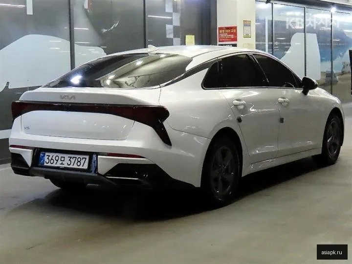 Kia K5 4