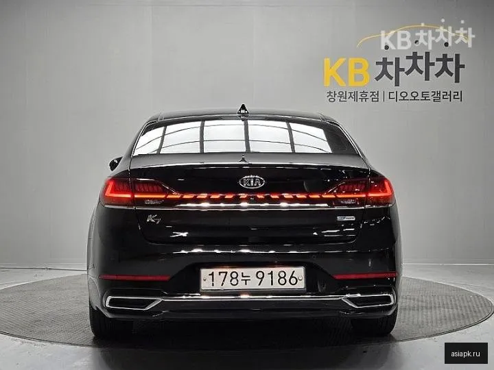 Kia K7 4