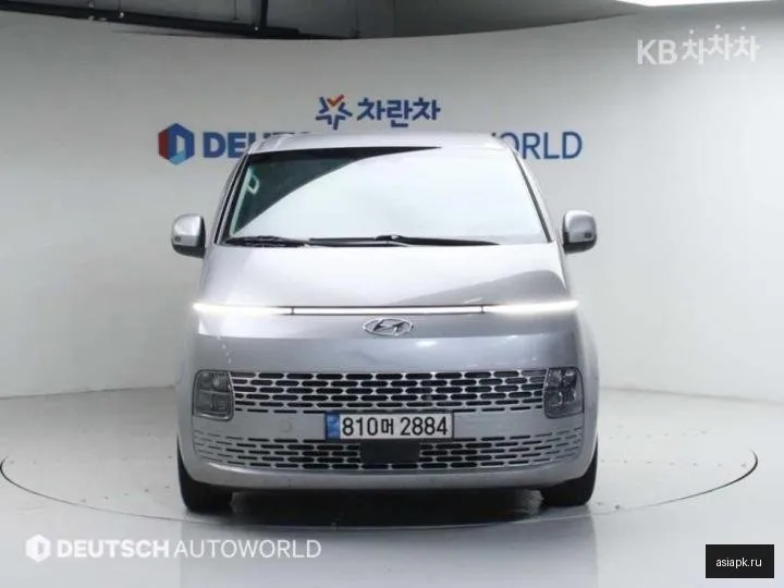 Hyundai Staria 3