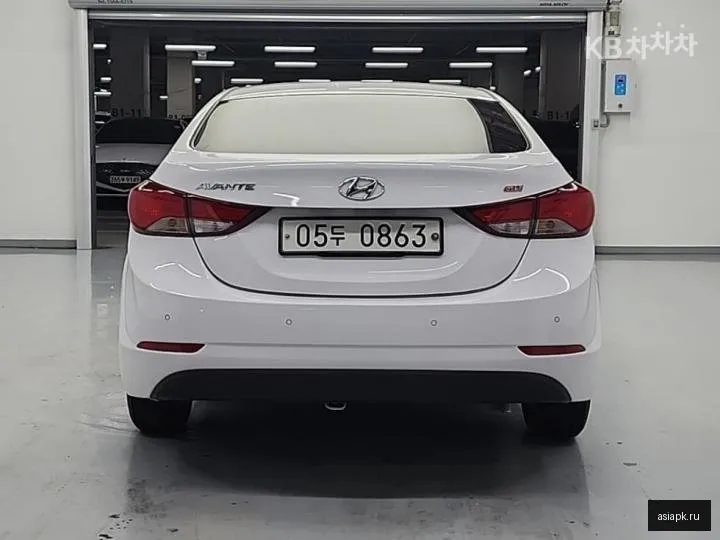 Hyundai Avante 3