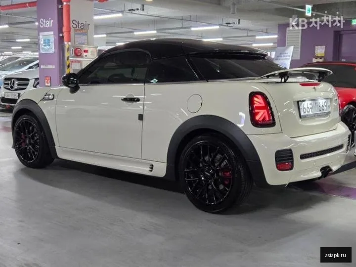 MINI Coupe 4
