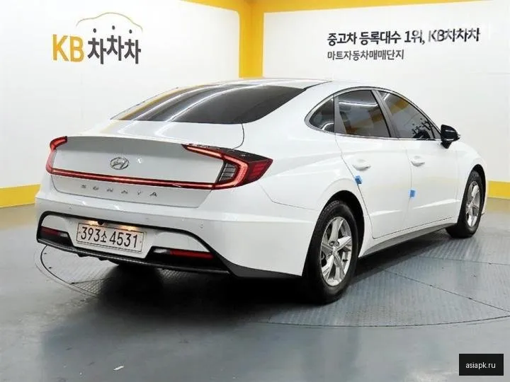 Hyundai Sonata 4