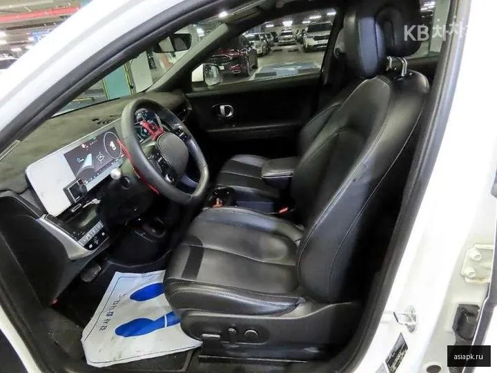 Hyundai Ioniq 5 6