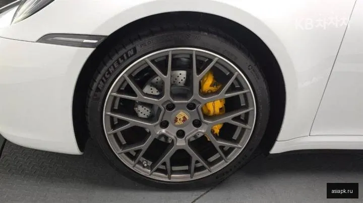 Porsche 911 5