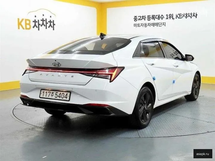 Hyundai Avante 4