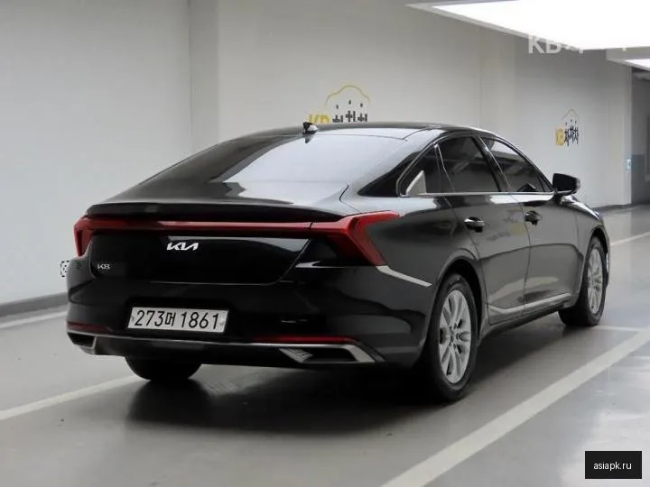 Kia K8 4
