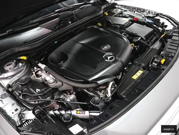 Mercedes-Benz GLA-Class 6
