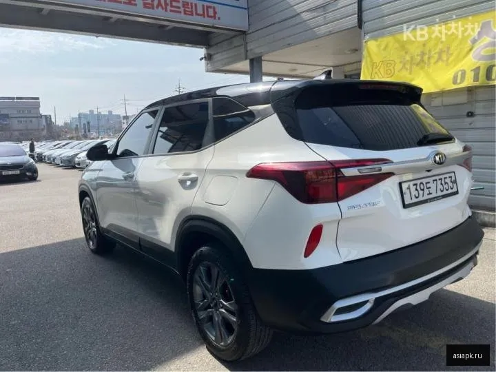 Kia Seltos 5