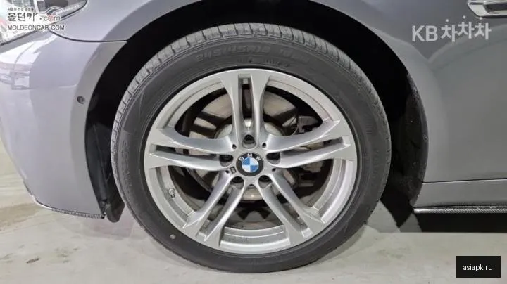 BMW 5-Series 6