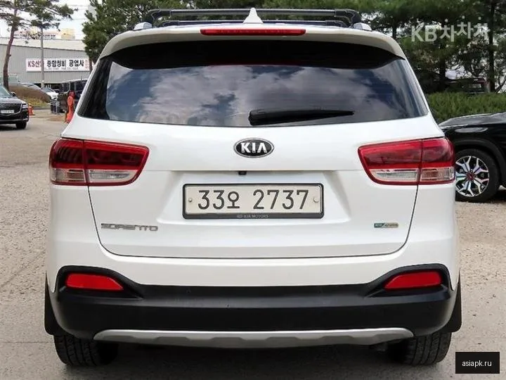 Kia Sorento 4
