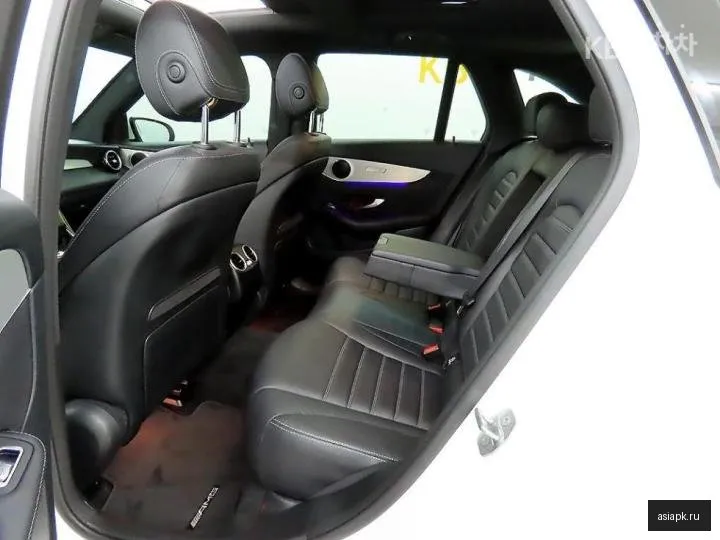 Mercedes-Benz GLC-Class 6
