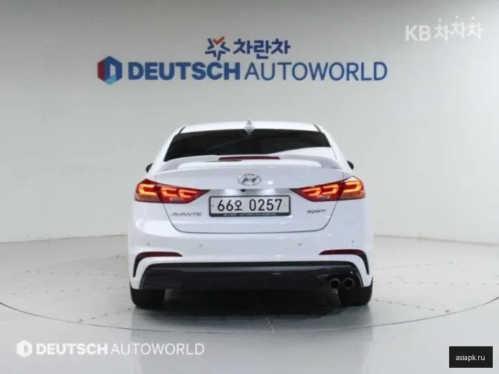 Hyundai Avante 4