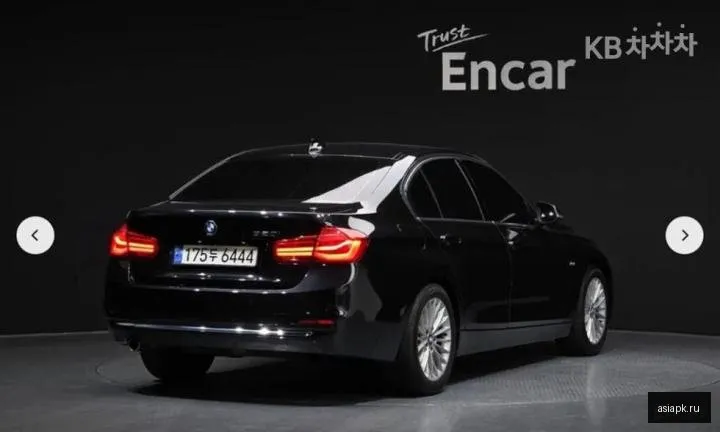 BMW 3-Series 2